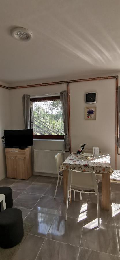 Apartman Deda Rakovica Luaran gambar