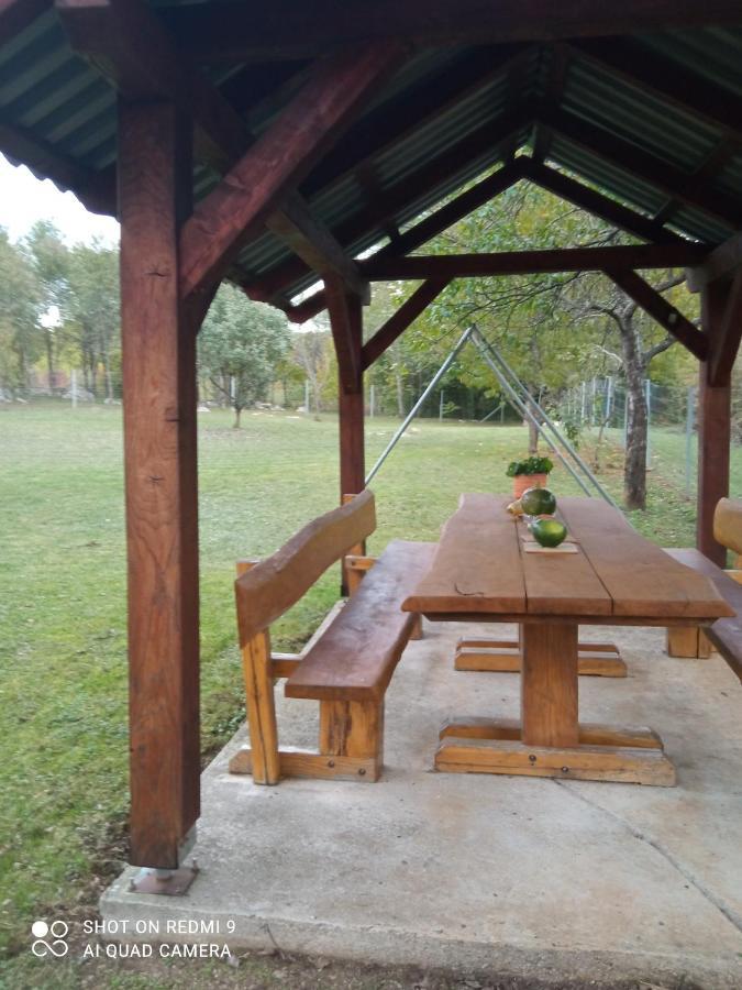 Apartman Deda Rakovica Luaran gambar
